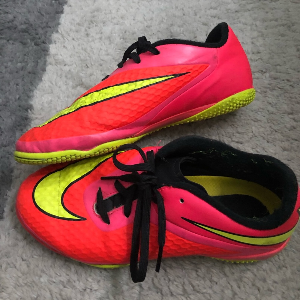 Nike hypervenom soccer indoor shoes
